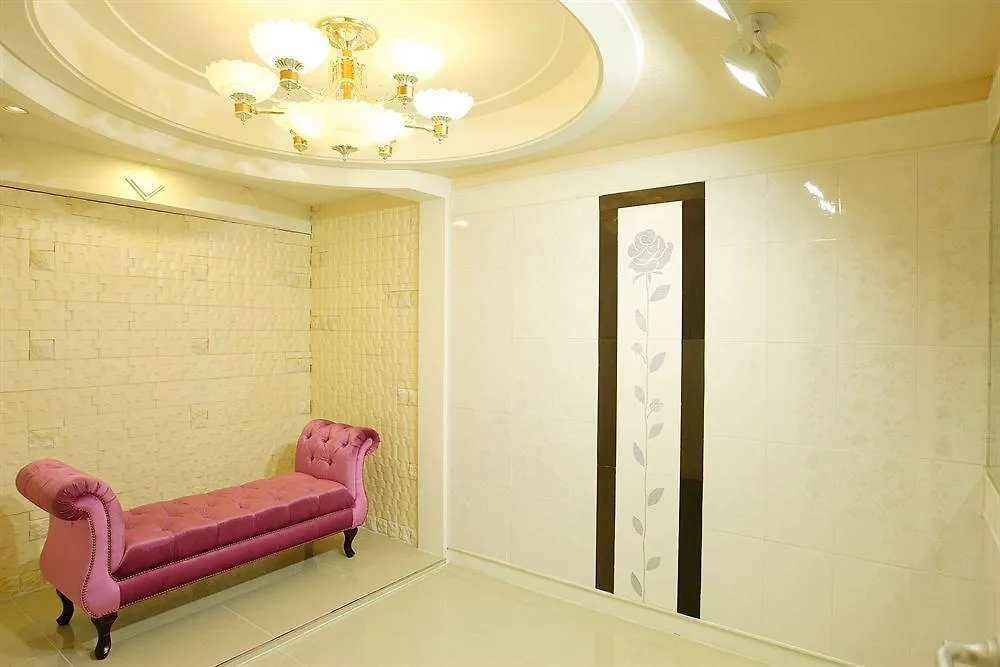 Libero Hotel Busan 3*,
